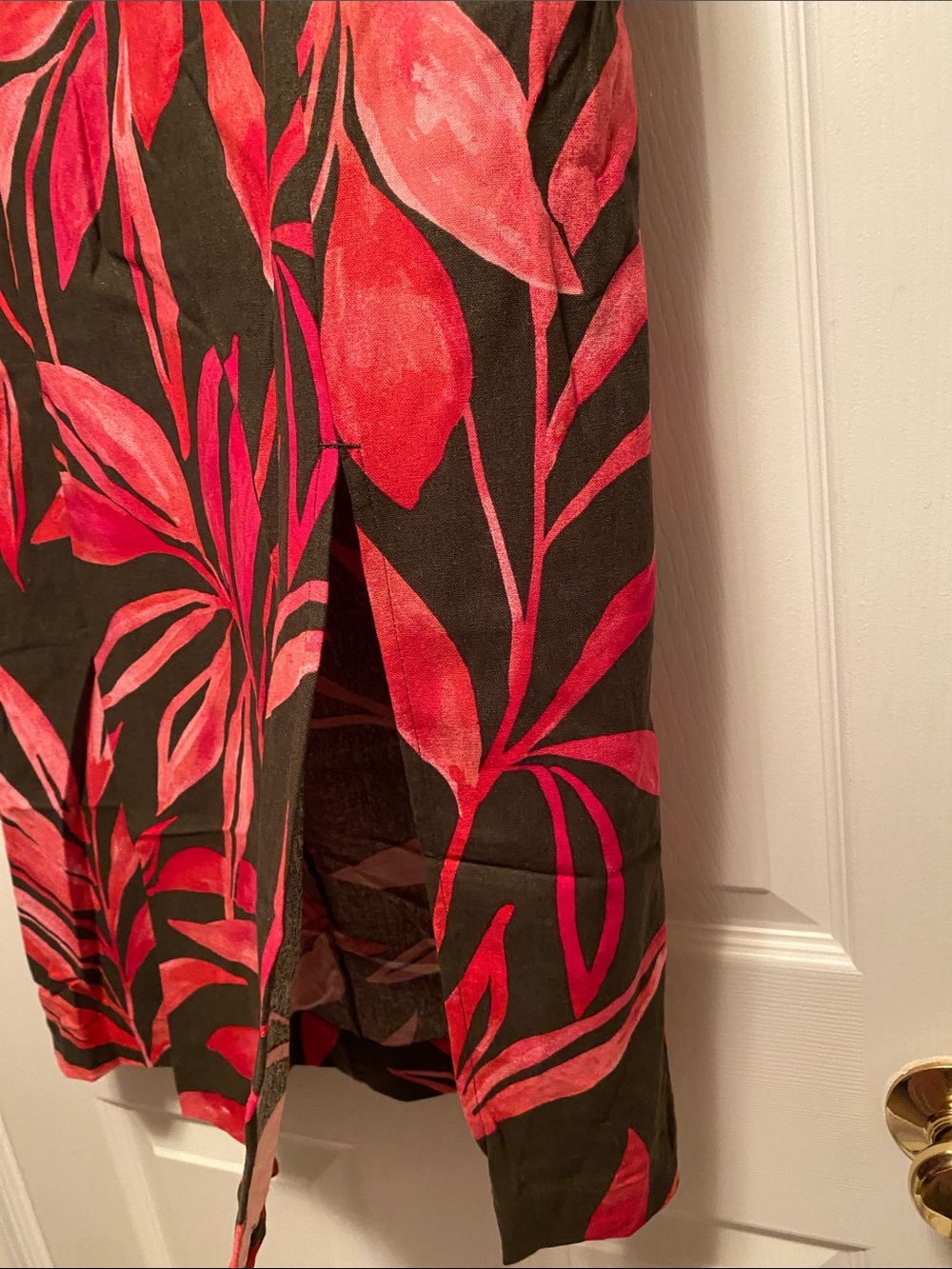 Time and Tru Pull On Skirt with Tropical Leaf Print…size L (12-14) - Picture 3 of 6